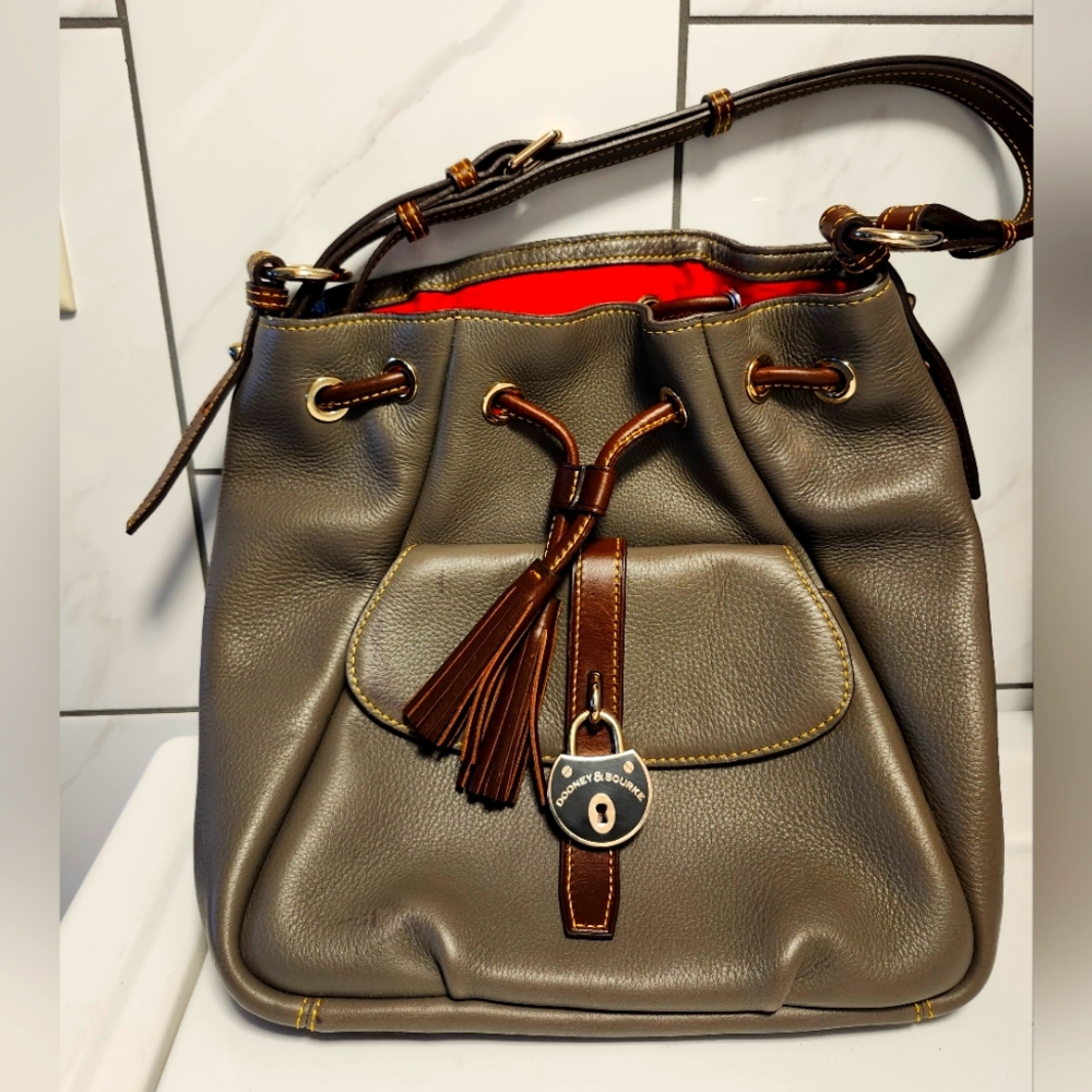 Dooney & Bourke Handbag